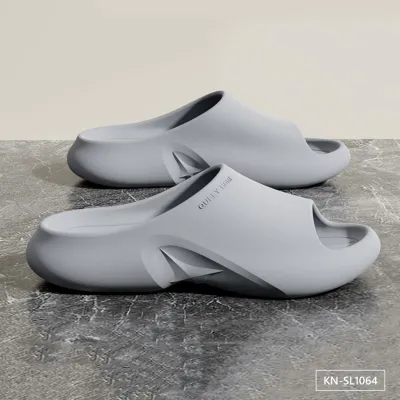 PUDDLE PROOF MEN'S SLIPPER